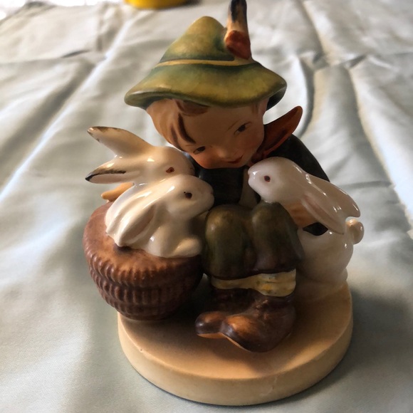 hummel boy with bunnies